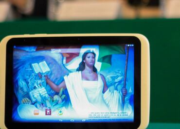 Pide PRI revivir programa de tabletas electrónicas para clases a distancia