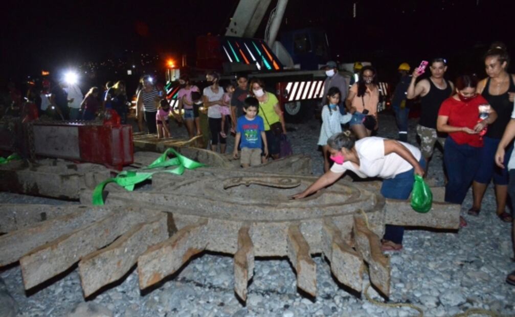 Concluye “rescate” de Virgen de Guadalupe arrastrada por huracán “Alex” en 2010