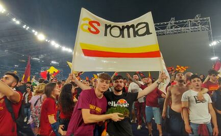 Roma es campeón de la Conference League y la ciudad se convierte en una locura