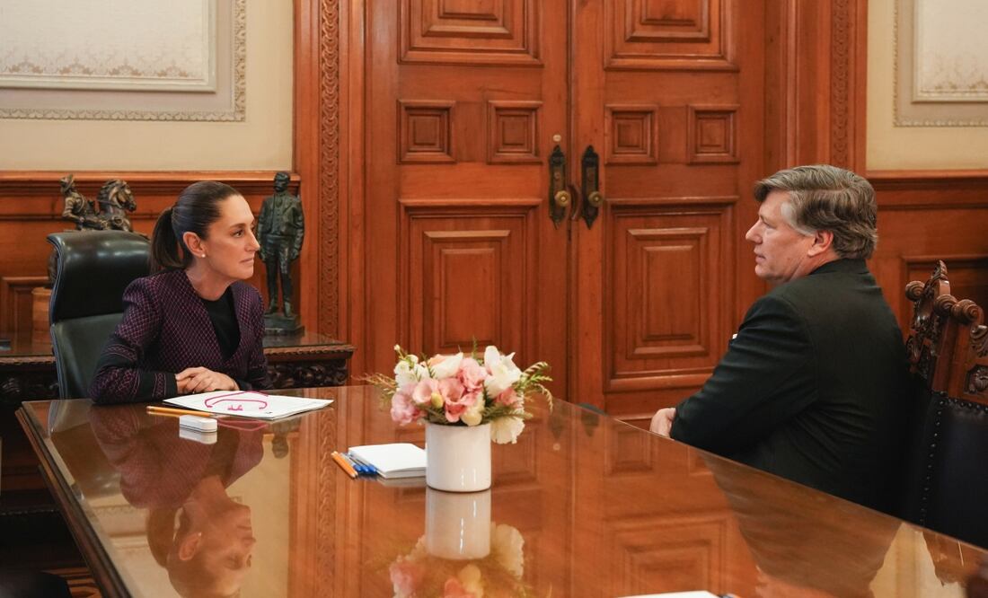 La presidenta Claudia Sheinbaum Pardo y el subsecretario de Estado de Estados Unidos, Christopher Landau. Foto: tomada de X @Claudiashein