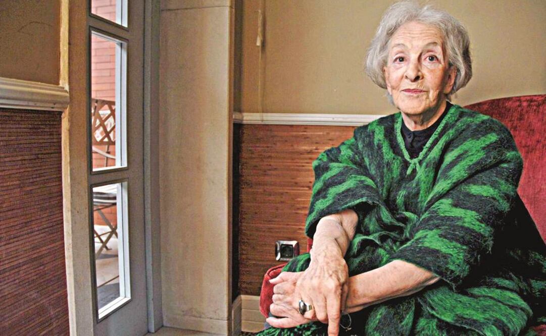 Les escritora es miembro de la generación del 45 uruguaya