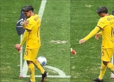 VIDEO: Aficionados de Chivas lanzan vasos a Diego Valdés; el futbolista del América presumió el parche de tricampeón