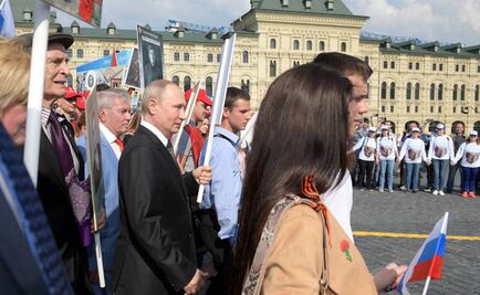 Putin llama al mundo a combatir el terrorismo en desfile de la victoria