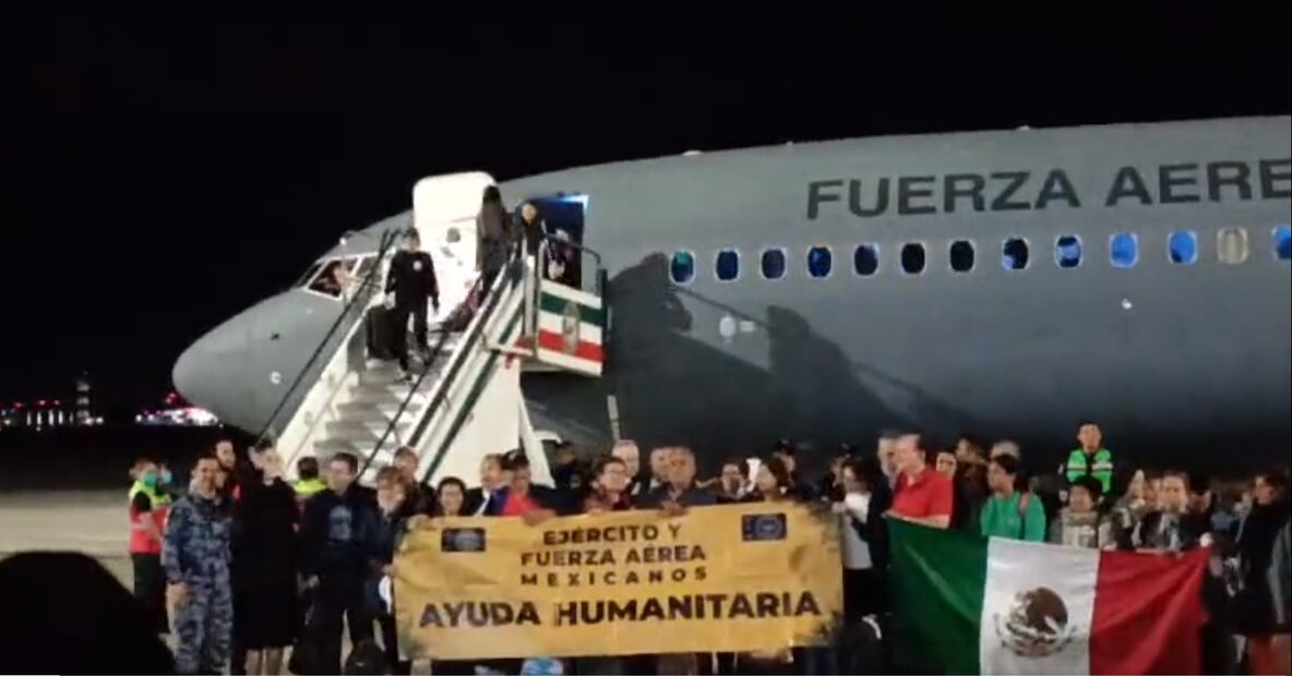 El equipo de gimnasia rítmica llegó a México procedente de Israel. Foto: Especial