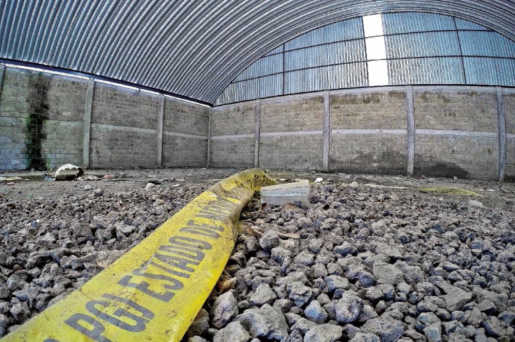Según el expediente del caso Tlatlaya, la bodega en la que murieron 22 civiles en 2014 era usada por el cártel de La Familia Michoacana (ARCHIVO EL UNIVERSAL)