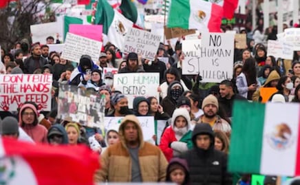 Mexicanos queman banderas en protesta por deportaciones; el reclamo se volvió viral en TikTok