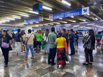 Sujeto que arrojó a mujer a vías del Metro Hidalgo no ha sido identificado