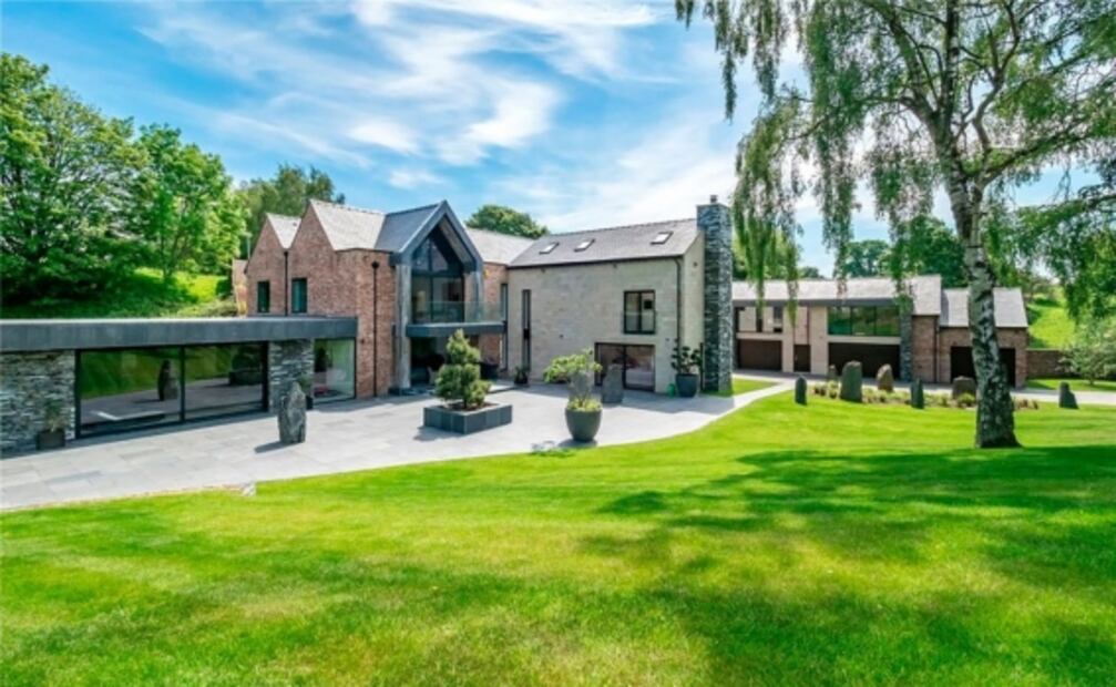 Así es la lujosa mansión de Cristiano Ronaldo en Manchester 