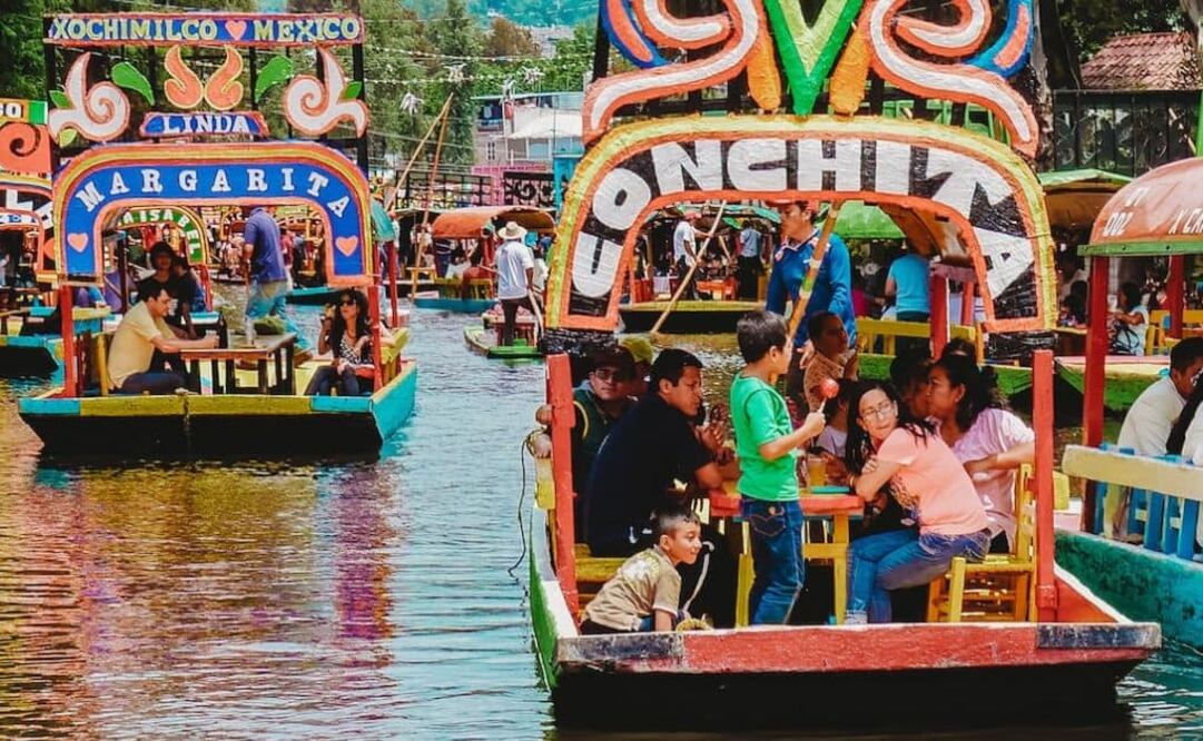 Trajineras de Xochimilco. Fuente: Unsplash.com