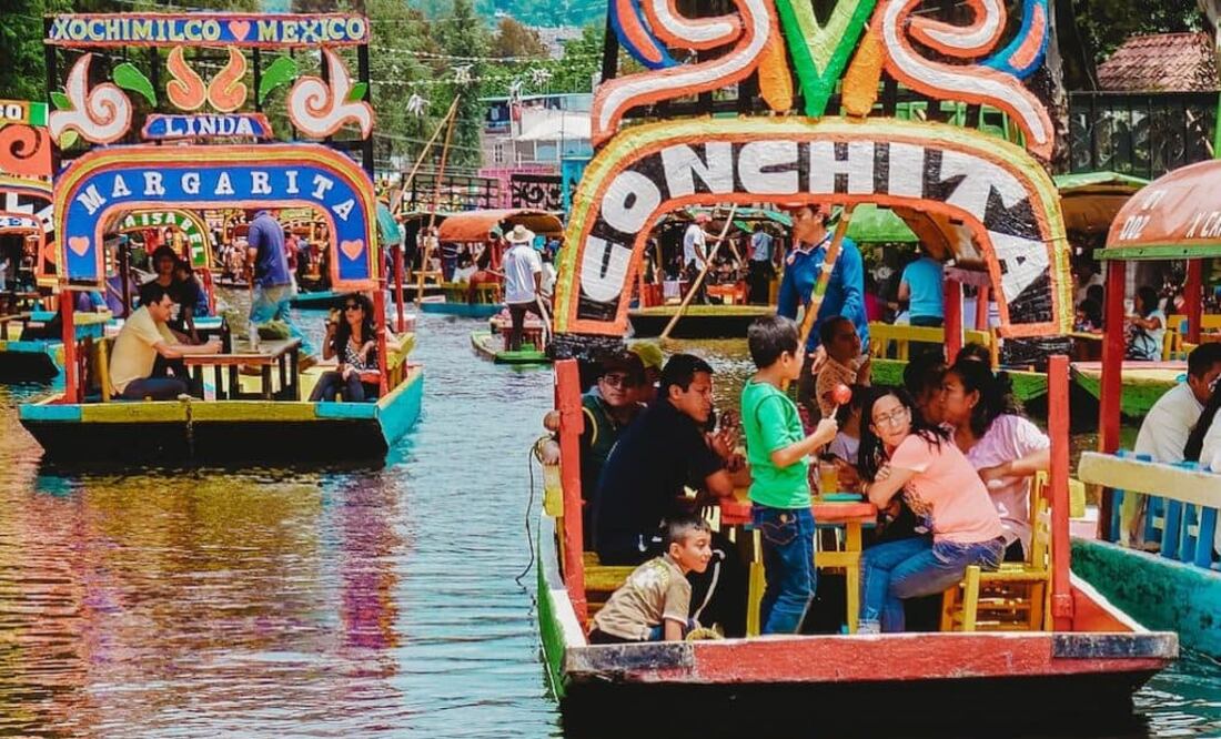 Trajineras de Xochimilco. Fuente: Unsplash.com