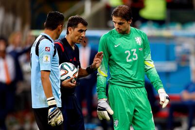 Árbitro de Uzbekistán pitará la vuelta entre América y Toronto