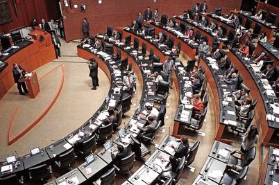 Pide senador revocación de mandato