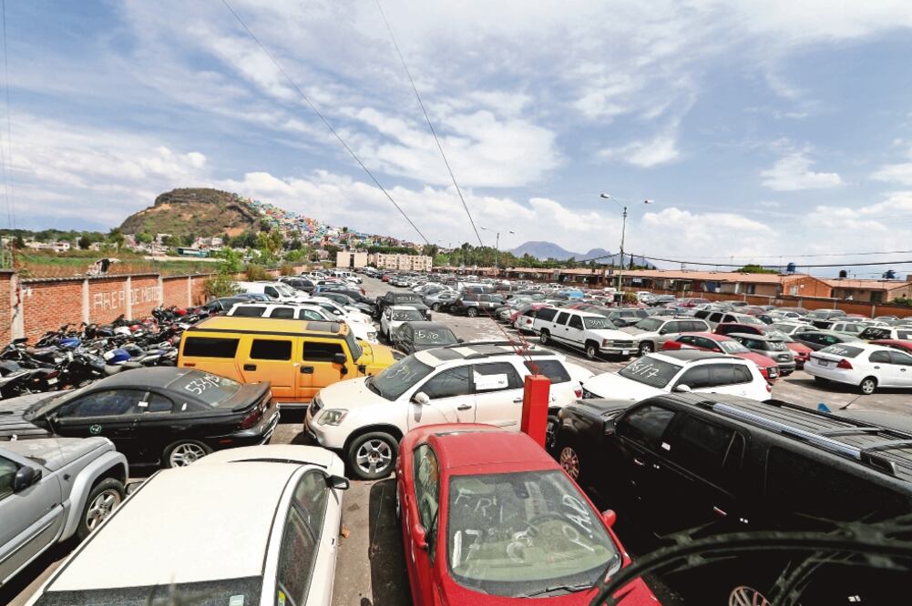 La tasa nacional de robo de vehículo fue de 12.25 por cada 100 mil habitantes, lo que representa un aumento de 11.26% respecto al promedio registrado 12 meses atrás. (VALENTE ROSAS. EL UNIVERSAL)