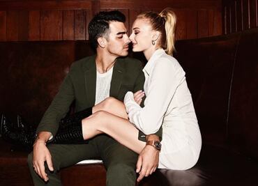 Sophie Turner celebra y consiente a Joe Jonas