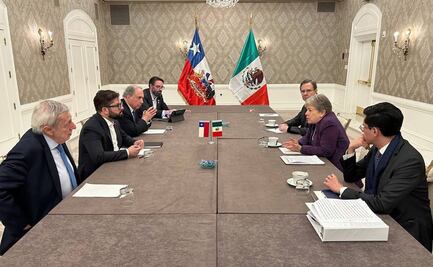 Canciller Alicia Bárcena sostiene encuentro con Gabriel Boric, presidente de Chile