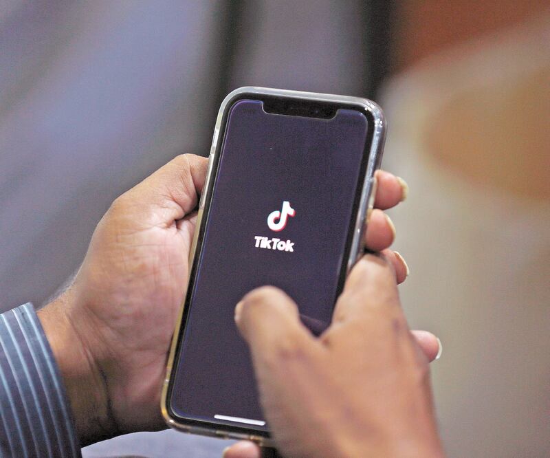 TikTok anunció ayer que había preparado un acuerdo que involucraba a Oracle y a Walmart. Foto: ANJUM NAVEED. AP