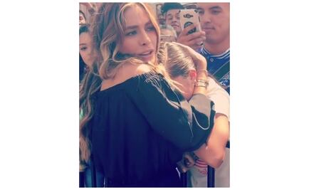 Galilea Montijo provoca el llanto de una niña