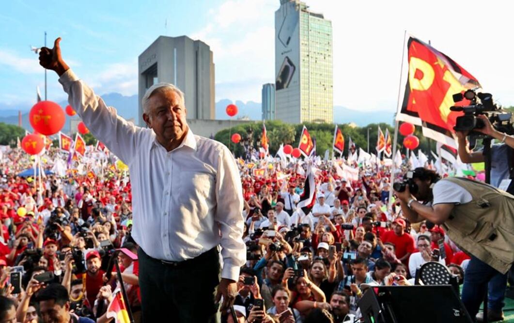 Andrés Manuel López Obrador, abanderado de Morena-PES-PT a la Presidencia. Foto: Valente Rosas/EL UNIVERSAL