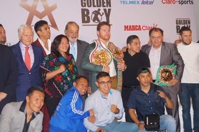 "Canelo" Álvarez recibe título peso medio del CMB y lo postulan al Premio Nacional del Deporte
