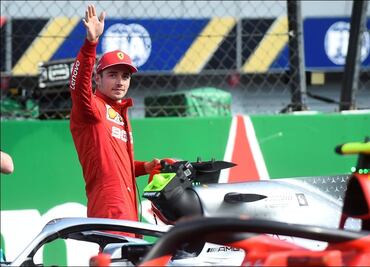 Leclerc, pole en Monza; 'Checo' Pérez arrancará en decimoquinto