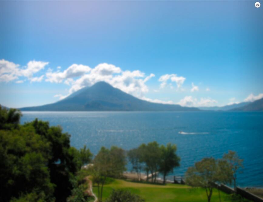 Esta es la vista del lago Atitlán desde el Hotel Riviera de Atitlán. Especial