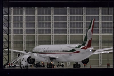 Aterriza nuevo avión presidencial en AICM