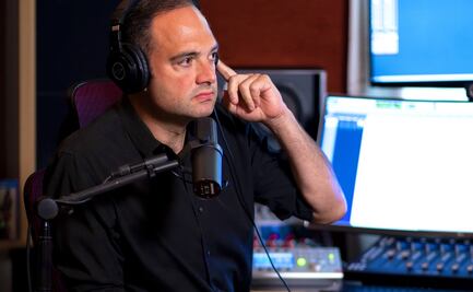 León Krauze se adentra en el misterio y lo desconocido con su  podcast "Historias perdidas"