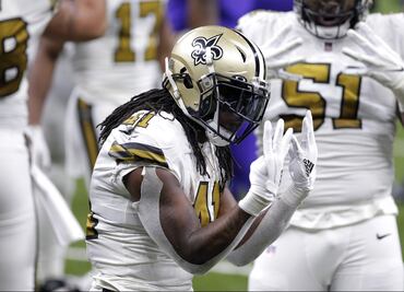 Alvin Kamara iguala récord histórico de touchdowns de la NFL