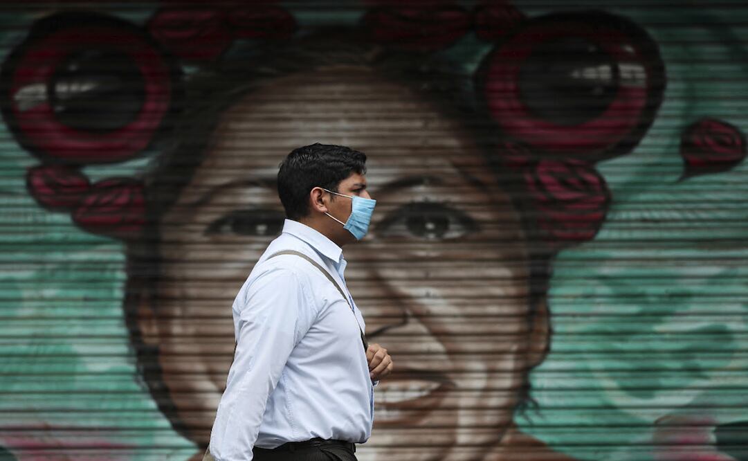 El gobierno de la Ciudad de México ha lanzado un plan mucho más agresivo para contener la emergencia sanitaria - Foto: Fernando Llano/AP