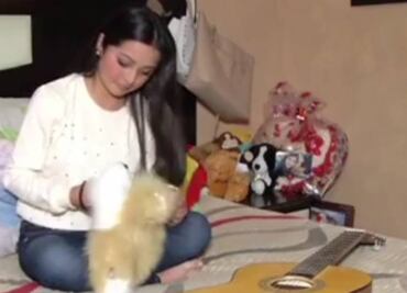 Lo que debes saber de los XV de Rubí; la quinceañera se dice feliz