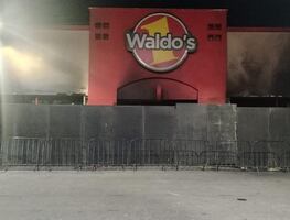 Reabren circulación vehicular y flujo peatonal en área del incendio de tienda Waldo's en Hermosillo