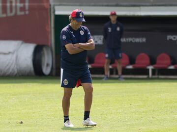 Tomás Boy nervioso por la salida de Higuera