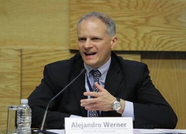 Mexico should use central bank windfall to trim deficit: IMF official