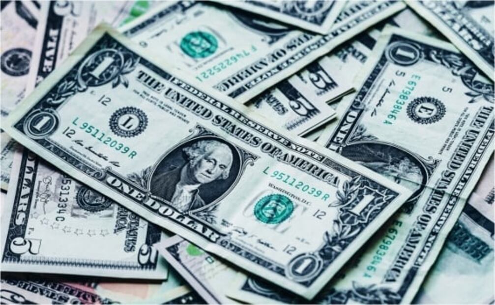 Dólar abre a la venta en 19.07 pesos en promedio este martes