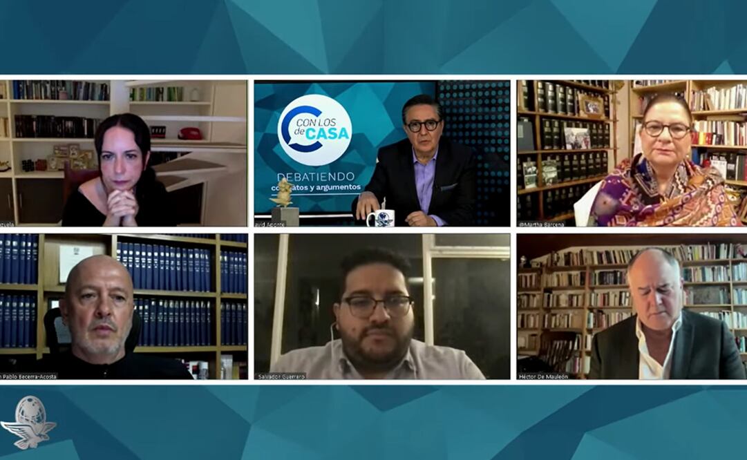 Martha Bárcenas y Salvador Guerrero en Con los de Casa / Foto: Youtube EL UNIVERSAL