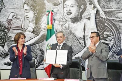 MAM celebra que impugnen su candidatura al Senado