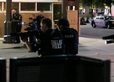Detienen a un sospechoso de tiroteo en Dallas
