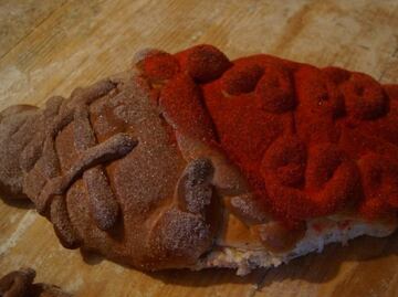 Conoce las variedades de pan de muerto