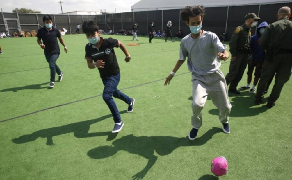 Así se ve un centro de detenciones en Estados Unidos en medio de la crisis migratoria