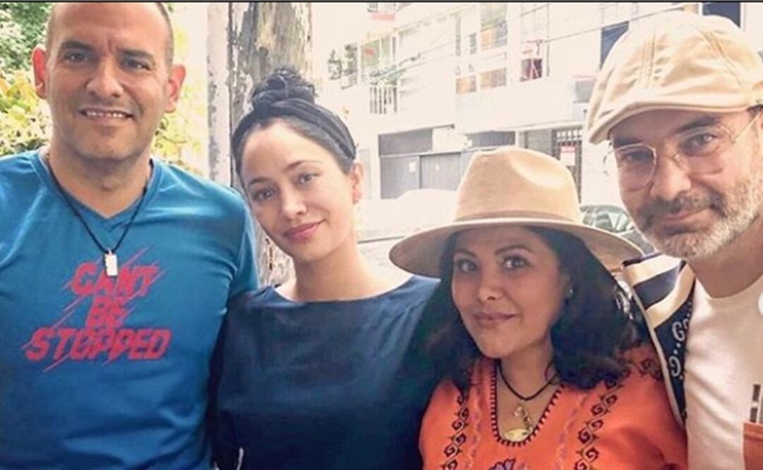 Vanesa y Mauricio presentaron el día de ayer la plataforma Si todos nos amamos, en la cual unirán fuerzas diversas ONG's, artistas, empresarios y todo aquel que quiera cooperar, con el fin de apoyar diversas iniciativas. Foto: Instagram