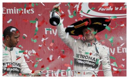 Rosberg, Hamilton y Bottas en el podio mexicano