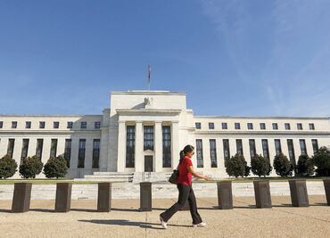 Algunos miembros de la Fed anticipan pronto alza de tasas