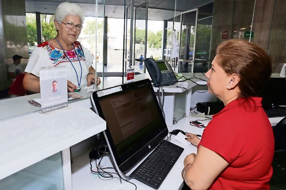 De mayo de 2016 a la fecha el ISSSTE implementó nuevas técnicas que beneficiaron a 120 mujeres que padecen pérdida involuntaria de orina (FOTO: ARCHIVO EL UNIVERSAL)