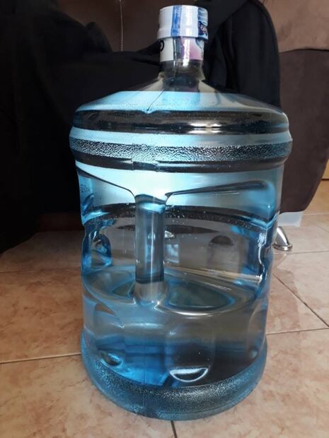 Alarmante uso y abuso del plástico en envasado de alimentos, agua y medicamentos