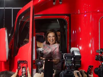 Xóchitl Gálvez respalda a AMLO para no aceptar deportaciones de Texas ante ley SB4