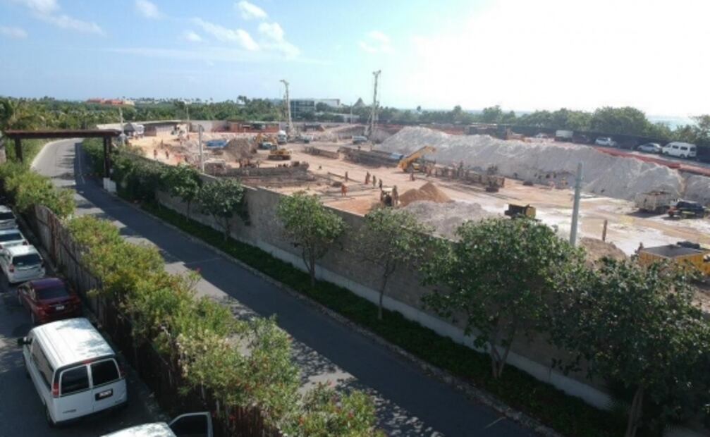 Amplían denuncias contra hotel Riu Riviera Cancún; obras avanzan a velocidad