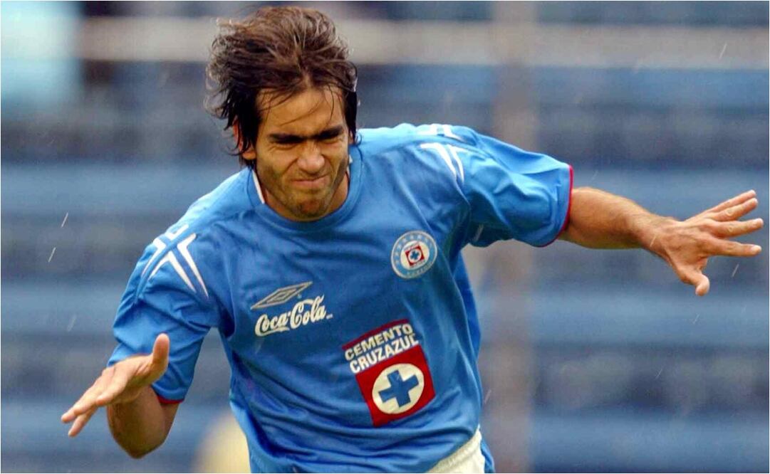 Chelito Delgado en Cruz Azul. FOTO: ARCHIVO