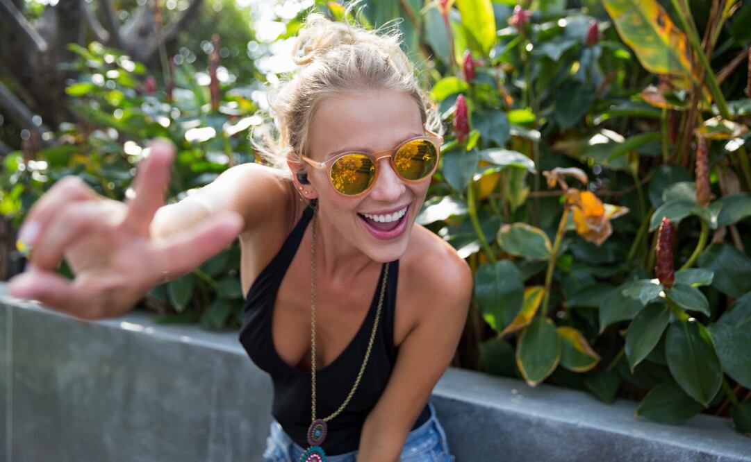 Los JBL Live FREE NC son unos pequeños audífonos inalámbricos.  