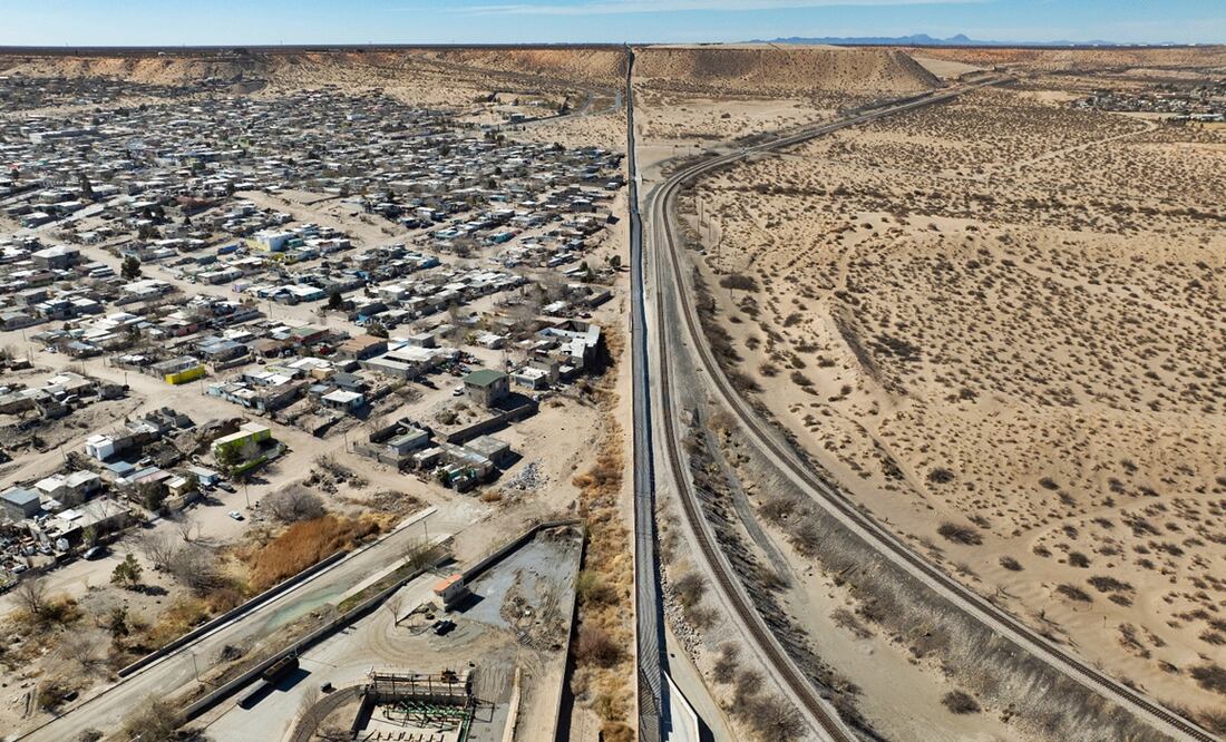 Imagen tomada con un dron el 4 de febrero de 2025 de una parte del muro fronterizo entre México y Estados Unidos, en Ciudad Juárez. Foto: Xinhua
