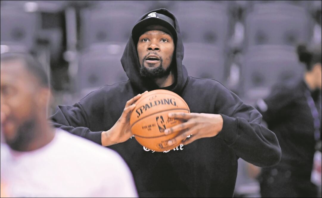 Kevin Durant, uno de los jugadores más codiciados en esta agencia libre de la NBA. Foto: AP